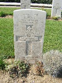 Sangro River War Cemetery - Wood, John